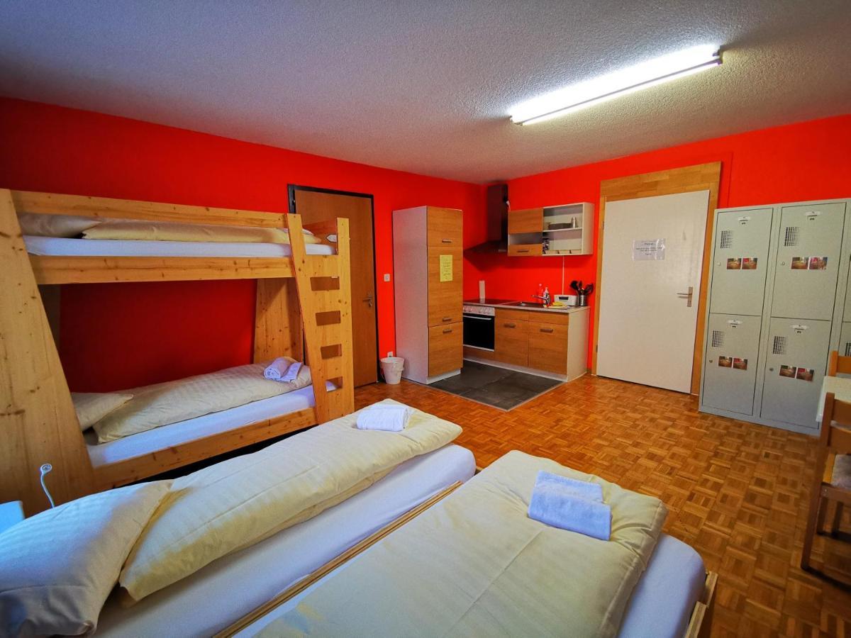 Downtown Hostel Ιντερλάκεν Εξωτερικό φωτογραφία