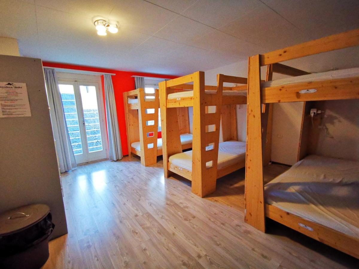Downtown Hostel Ιντερλάκεν Εξωτερικό φωτογραφία